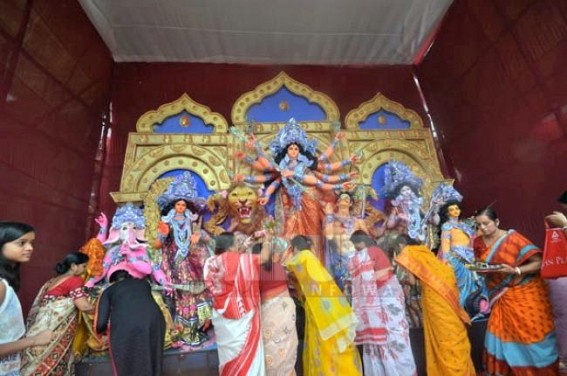 People rejoiced with family members on the occasion of Dasami